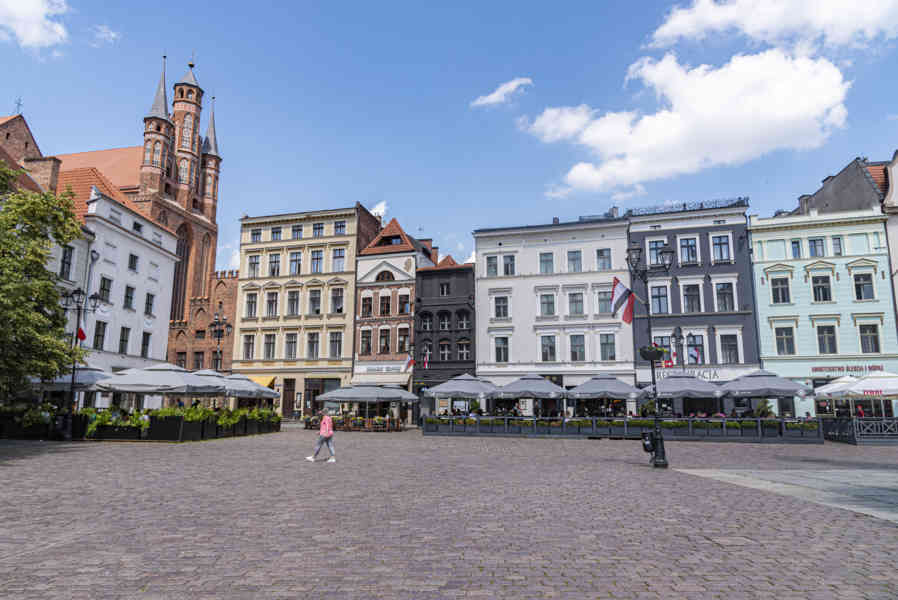 Polonia - Torun 002 - plaza Vieja del Mercado.jpg